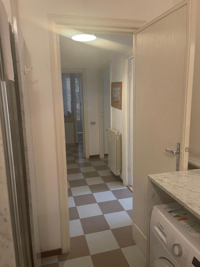 Central Home Специя Экстерьер фото